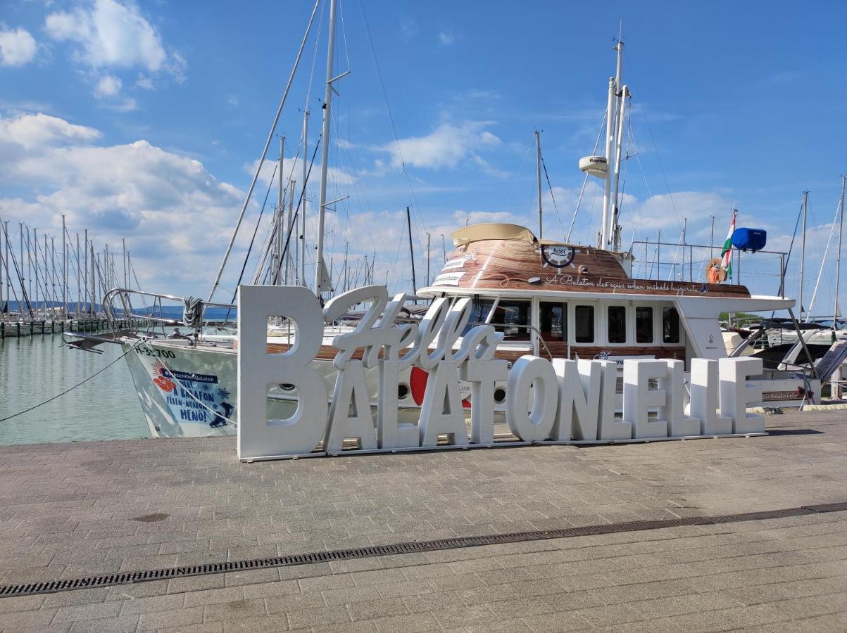 Soleil Apartmanok Balatonlelle Exteriér fotografie
